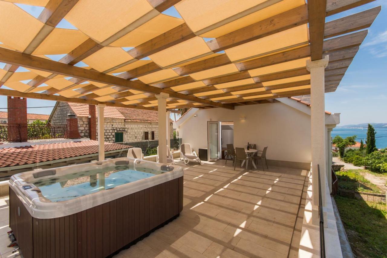 Villa Hurem Trogir Exteriör bild